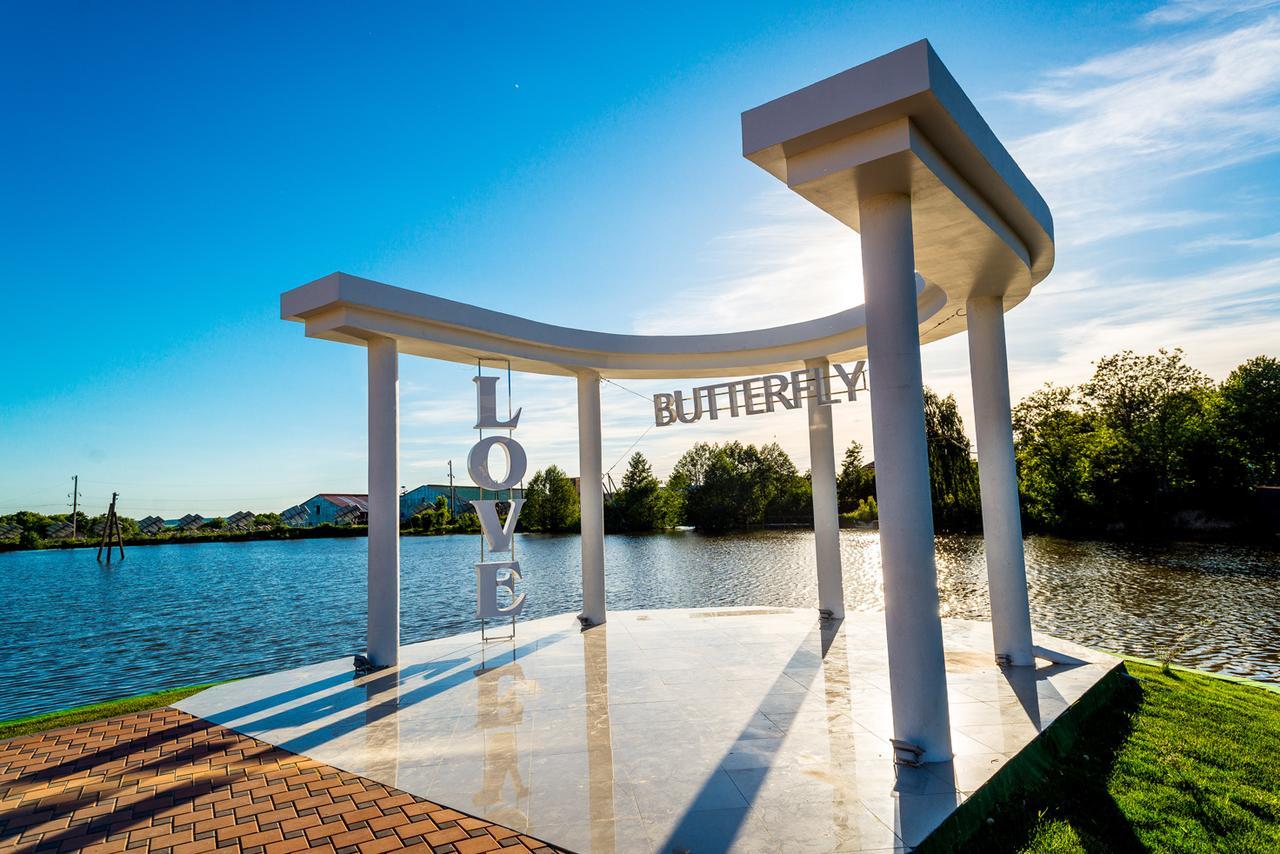 Hotel Butterfly Sadove ภายนอก รูปภาพ